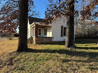 4022 S Highway 32, El Dorado Springs, MO 64744