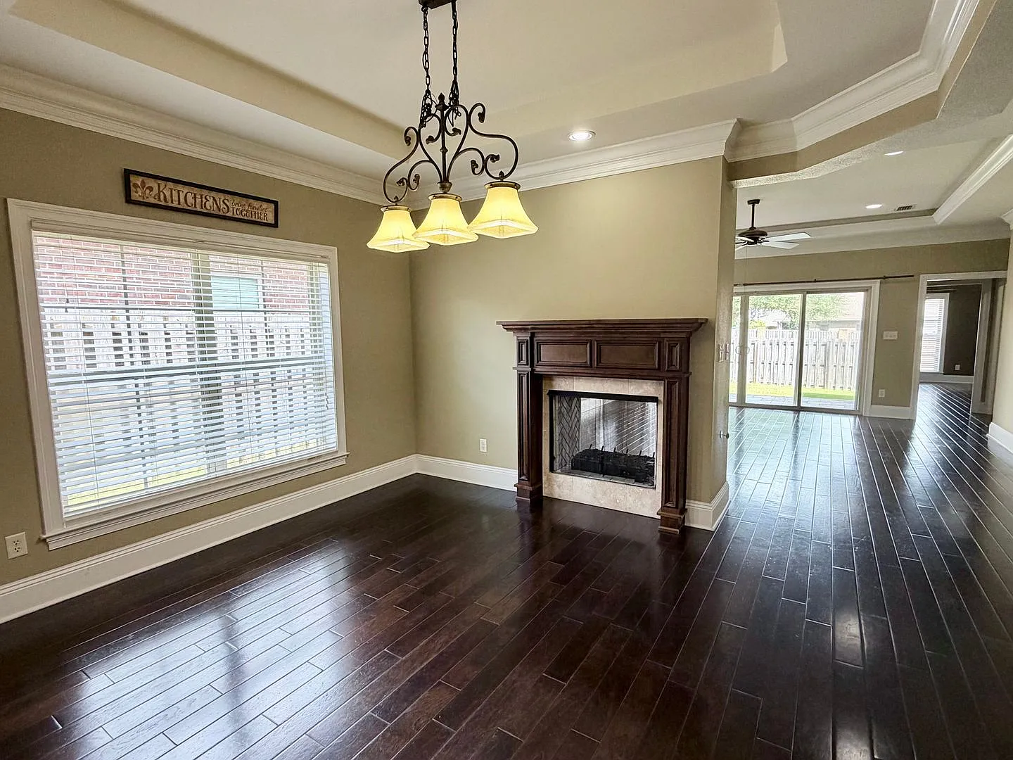 Spacious 4-Bedroom Home - Ashley Plantation — Photo 4