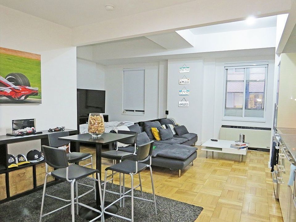 1st image of 20 Exchange Pl APT 205