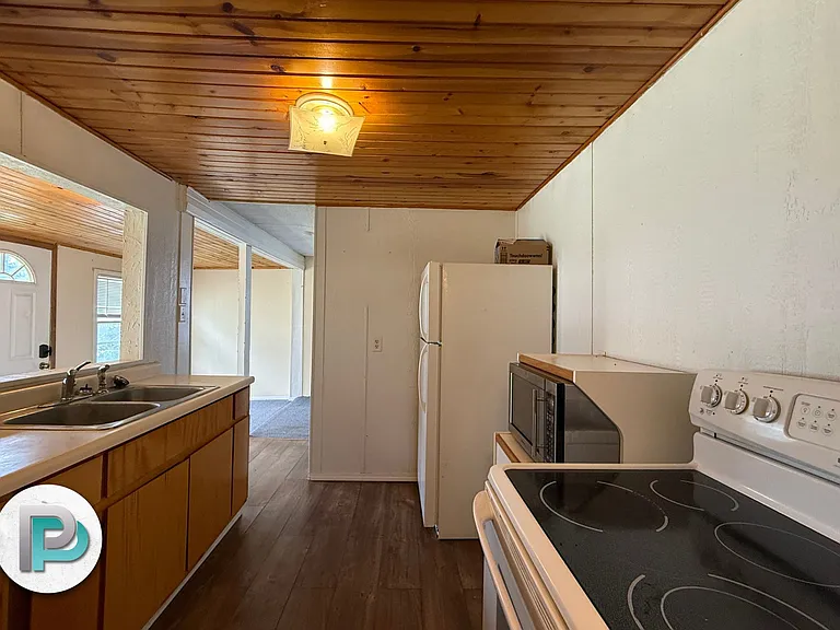 1535 S Wilson Ave — Photo 10