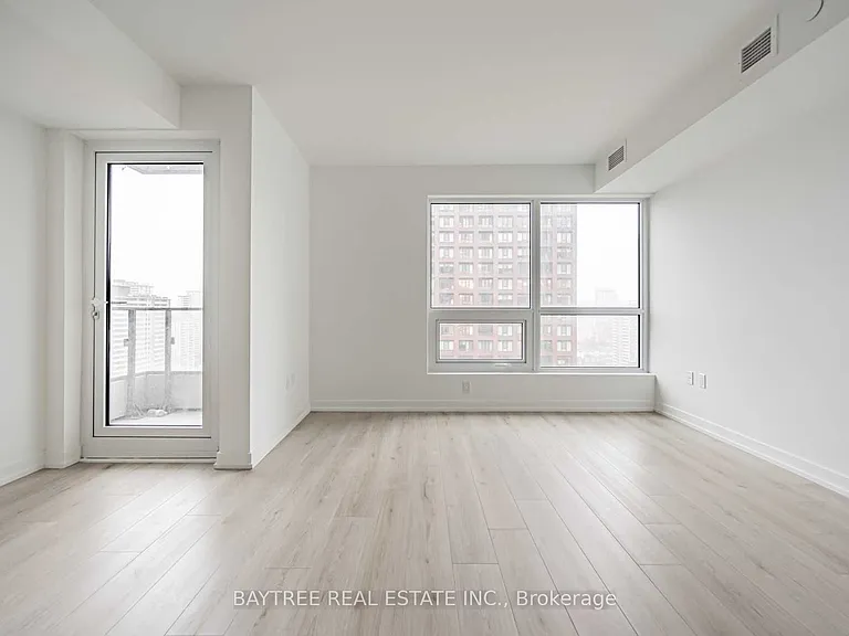 395 Bloor St E #1412 — Photo 3