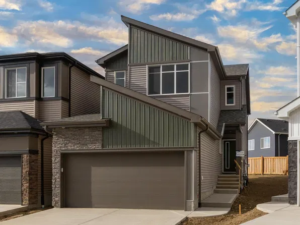 432 27th St NW, Edmonton, AB T6T 2J3
