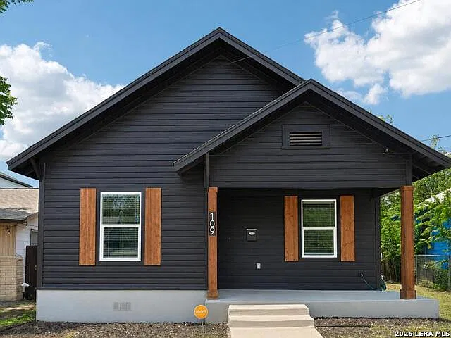 2 bed, 1.5 bath, 878 sqft, $1,650 — Photo 3