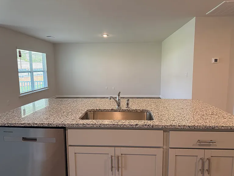 121 Cascade Ln — Photo 14