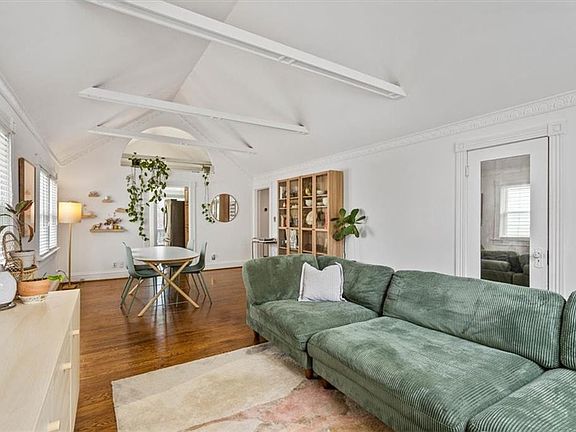 4th image of 6021 Charlotte St