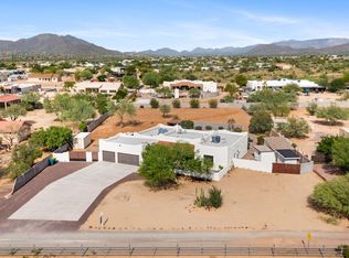 420 W Adamanda Dr, Phoenix, AZ 85086