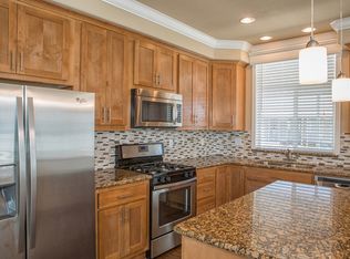 15 Chapala Dr, Santa Rosa, CA 95403