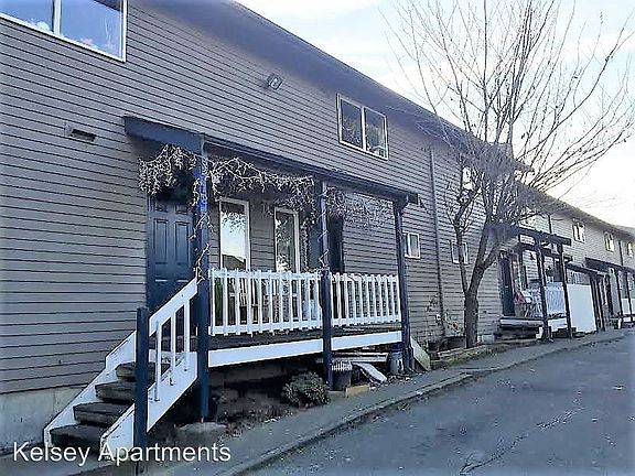 2nd image of 520 S Kelsey St