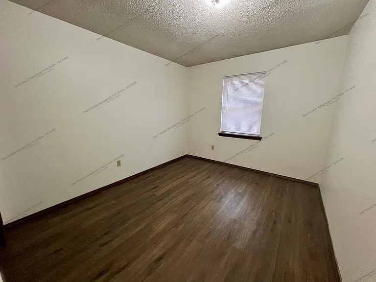 102 Beta Cir — Photo 12