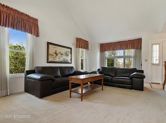 2nd image of 4335 Ivy Dr