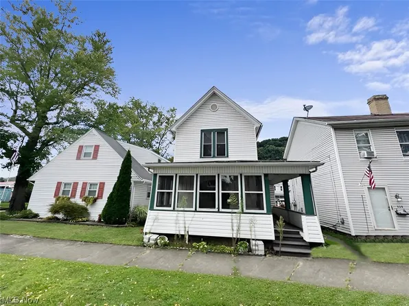 541 Broadway Ave, Wellsville, OH 43968