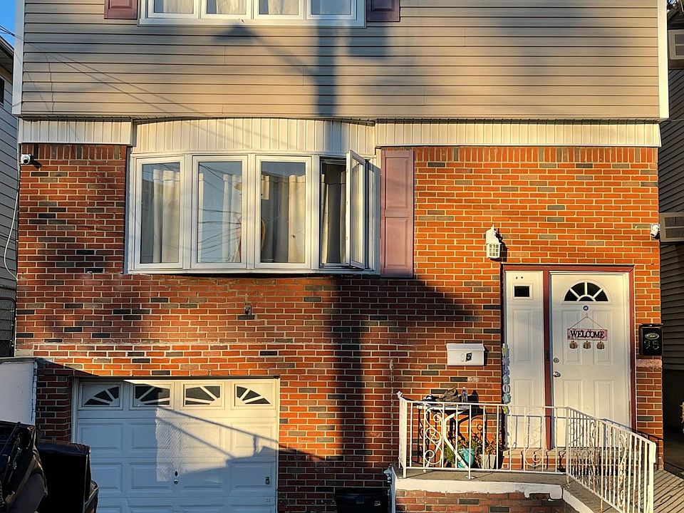 95 E 27th St
