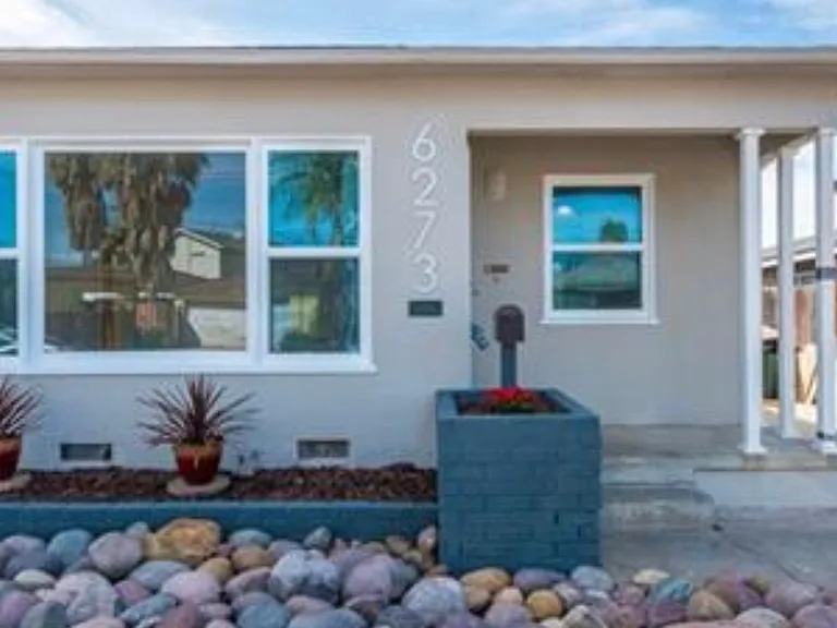 6273 Hobart St — Photo 15