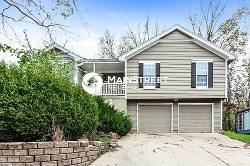 1475 NW Yankee Dr Photo 1