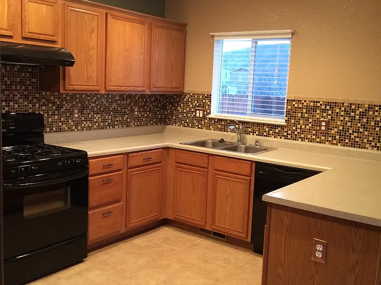 17680 Yearling Ct — Photo 5