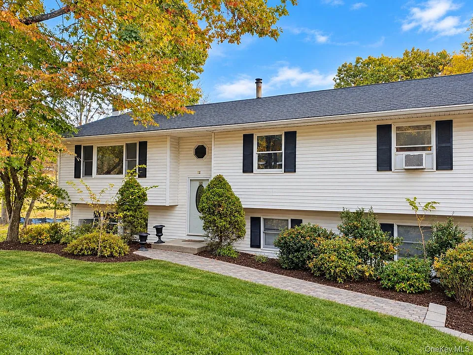 32 Peddler Hill Rd