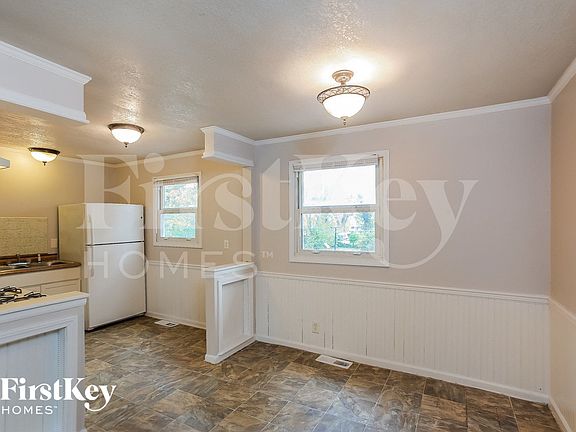 5th image of 7409 E 86th St