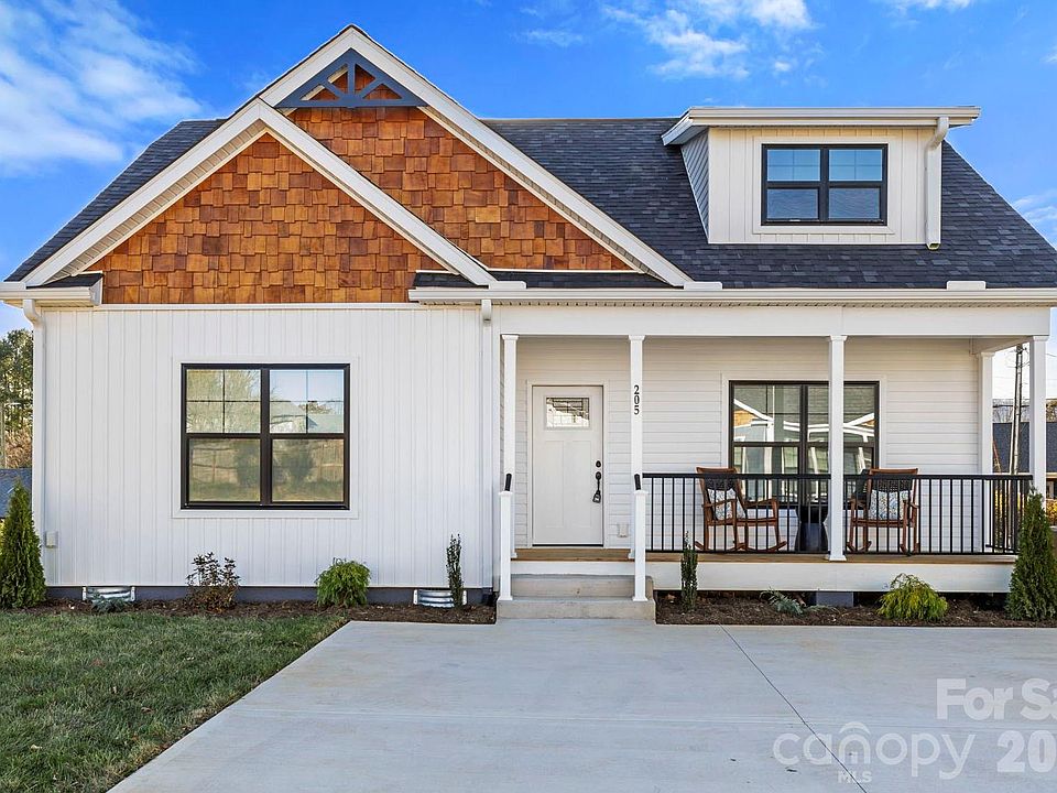 1st image of 205 Southern Charm Rd