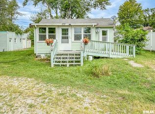 437 Roosevelt St, Creve Coeur, IL