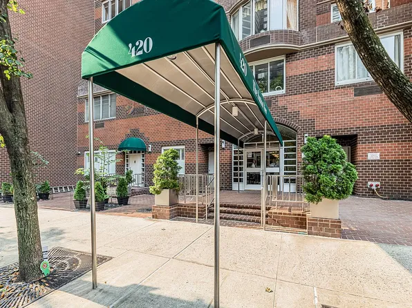 420 E 58th St APT 11C, New York, NY 10022