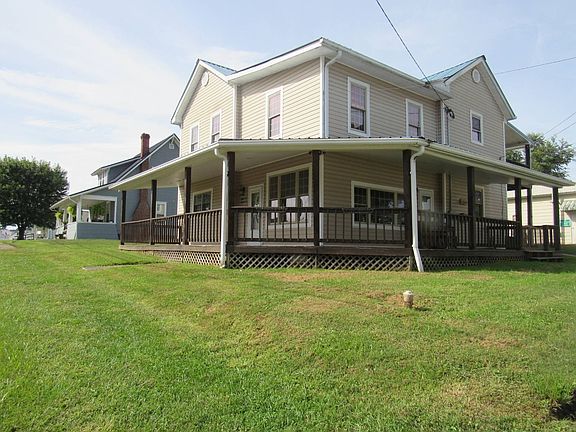 2nd image of 109 Dodd St