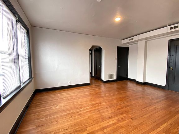 5th image of 4555 Gravois Ave #302