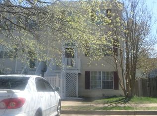 521 Blacksburg Ter NE, Leesburg, VA 20176