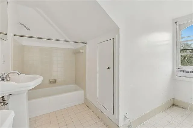 523 Turquoise St — Photo 16
