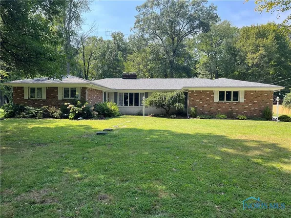 3856 Laplante Rd, Monclova, OH 43542