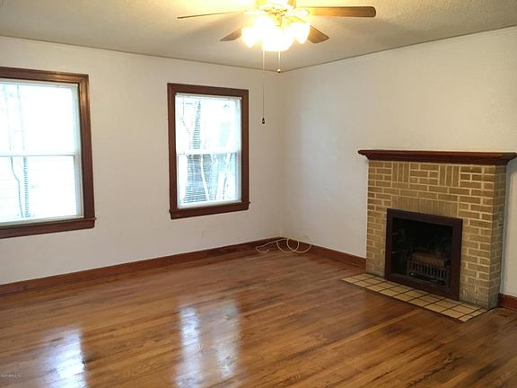 5th image of 3632 Myra St