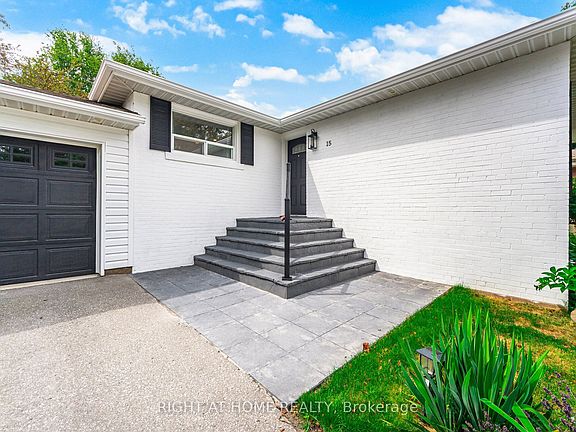 5th image of 15 Kemano Rd