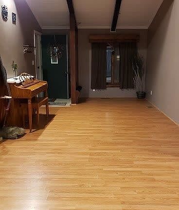 3rd image of 221 Harvest Ln