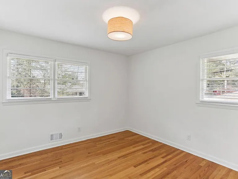 2888 Bonanza Dr — Photo 13