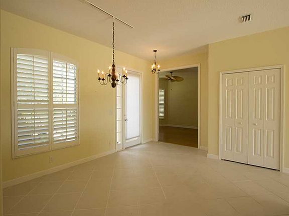 5th image of 220 53rd Ct SW