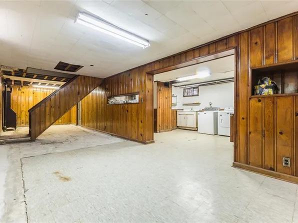 80-15 168th Street image 24 of 30