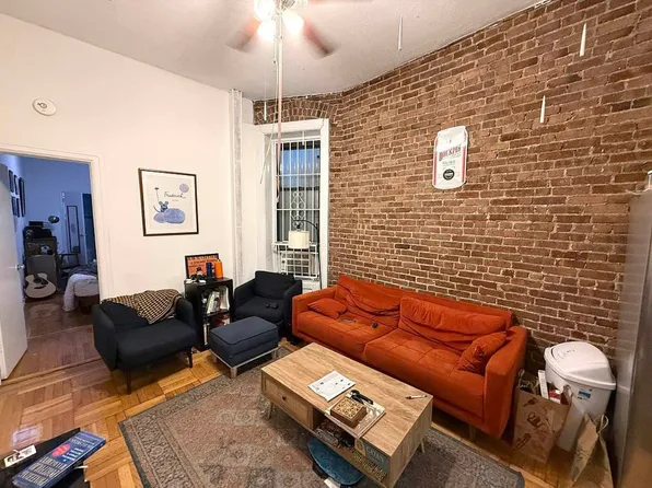 41 West 64th Street image 1 of 16
