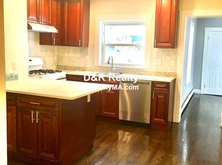 88 Chelsea St #1, Boston, MA 02128