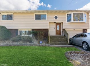 1644 215th Pl, Sauk Village, IL 60411