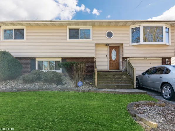 1644 215th Pl, Sauk Village, IL 60411