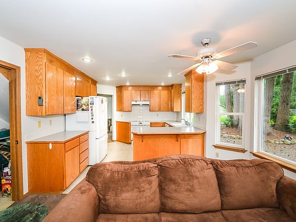 5th image of 26507 41st Ave E