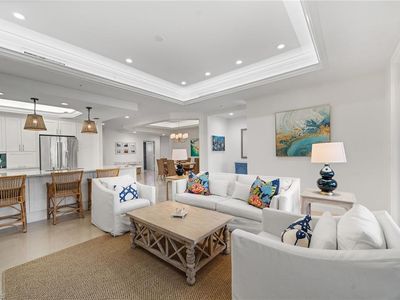 411 6th ST S #202, Naples, FL, 34102