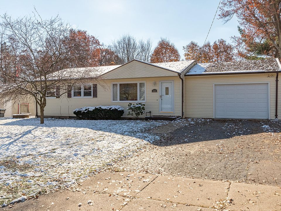 1st image of 2004 Thrushwood Ave