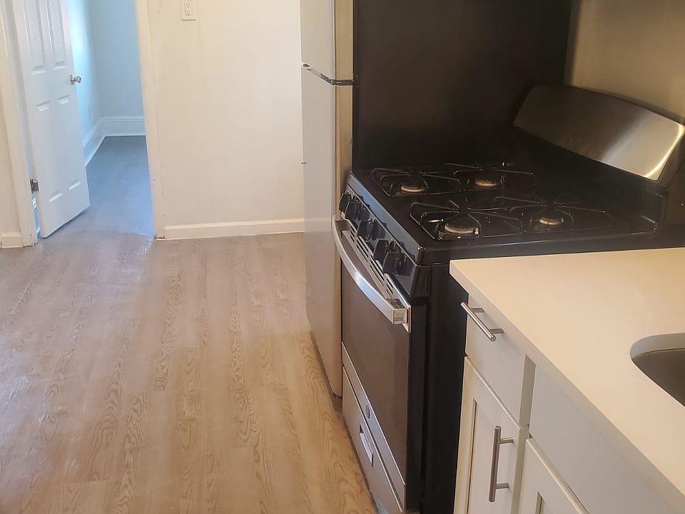 2nd image of 87 W 20th St APT 2R