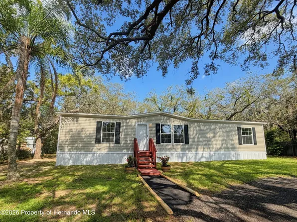 3325 Keye Dr, Spring Hill, FL 34606