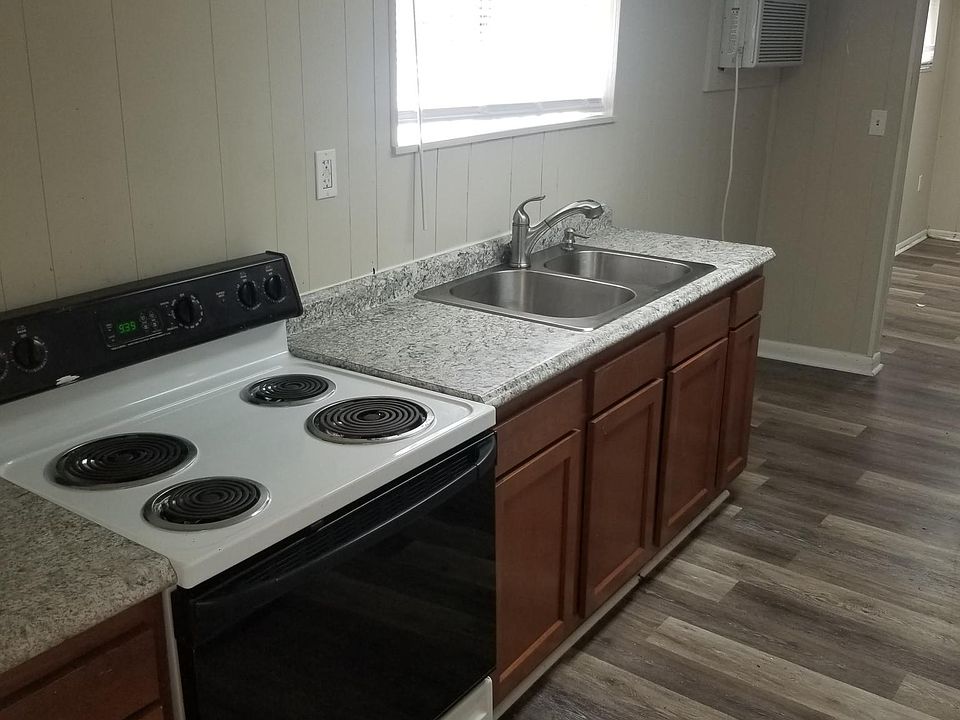 1st image of 1315 Forest Ave APT 4