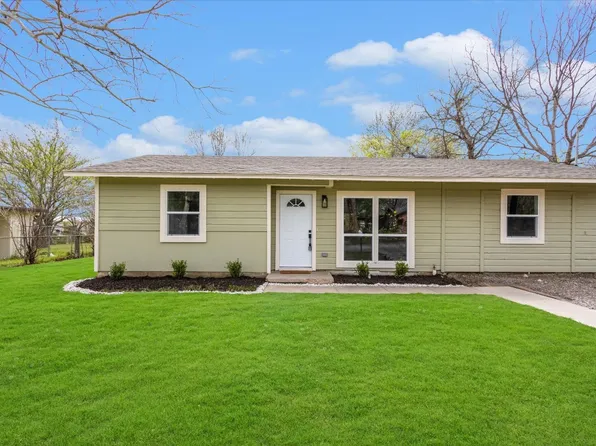 1608 Wayne St, Denton, TX 76209