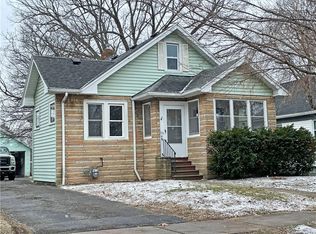 119 Pomona Dr, Rochester, NY 14616