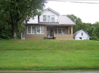 506 E Main St, Oak Hill, OH 45656