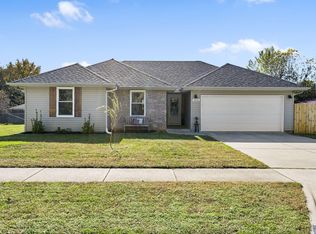 4048 W Tarkio St, Springfield, MO 65802