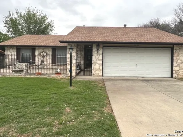 9838 HERITAGE FARM, San Antonio, TX 78245